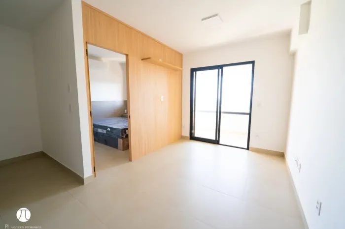 Studio na Rua do Mercadão: Seu Refúgio Urbano no Coração de Sorocaba.
