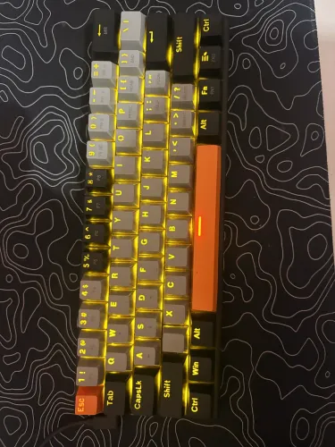 ? Teclado Mecânico 60% + Mousepad Gamer XXL