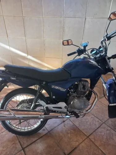 Honda CG 150 Titan ESD Azul 2005 - Impecável (Pneus e Bateria Novos)