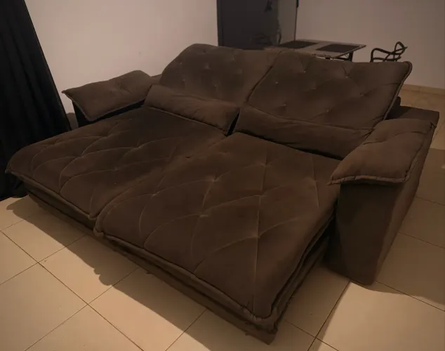 Sofá cama seminovo 