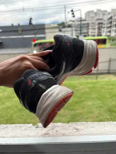 Tênis Asics 37 Feminino - Usado poucas vezes