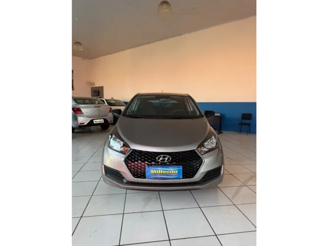 Hyundai HB20 Unique 1.0 Flex 12V Mec. 2019