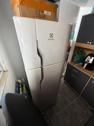 Geladeira Electrolux - Muito nova!