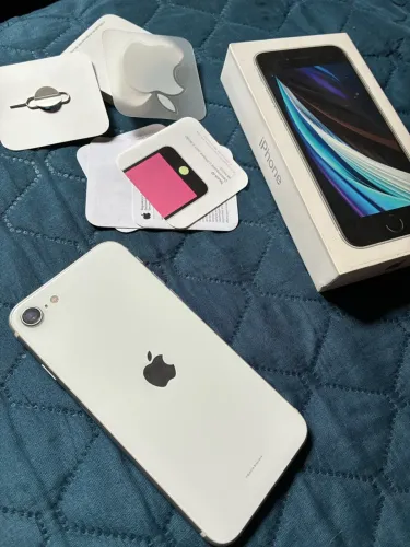 iPhone SE2 Branco 64Gb