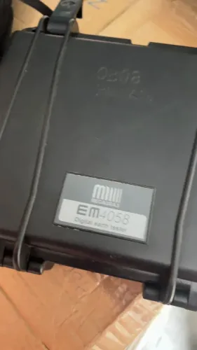Terrômetro Digital de Alta Frequência Megabras EM4058 - Equipamento Profissional