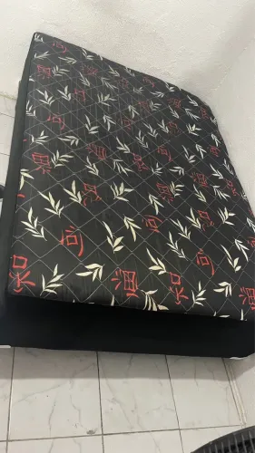 Vendo cama box seminova