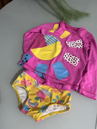 Roupa de banho menina