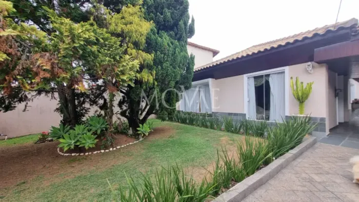 Casa com edícula - 240 m² - venda ou aluguel - Palmeiras de São José - São José dos Campos