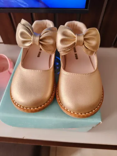 Vendo Tênis e Sandálias Infantis Feminino !