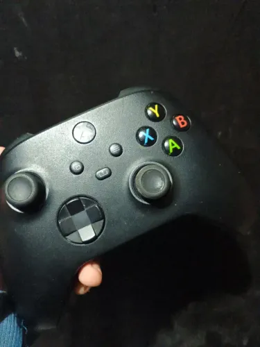Controle de Xbox serie x ou s pode ser usado no one também