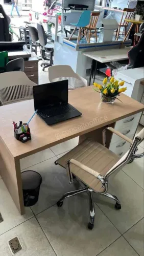 Mesa reta P40 com gaveteiro pedestal 1,50x0,70 cm 