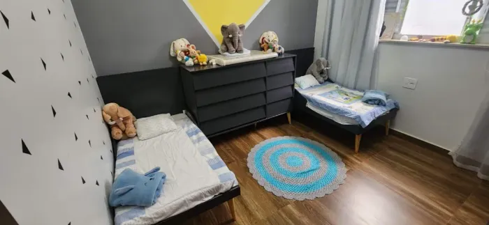 Conjunto 2 Berços que Viram Cama + Cômoda Infantil