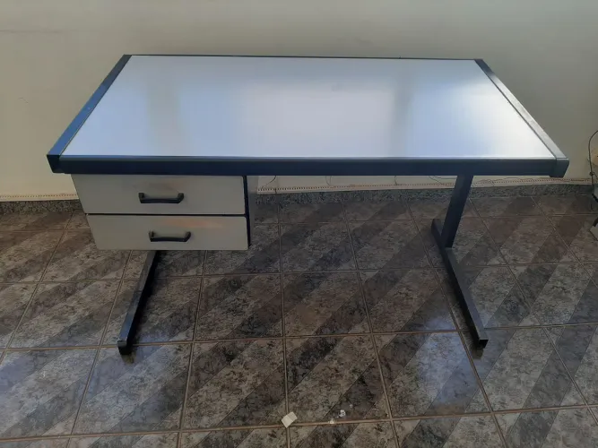 Mesa escritório 