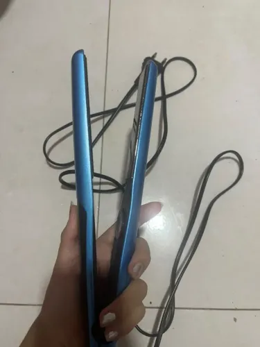 Vendo Prancha/Chapinha Britânia Titanium Blue,