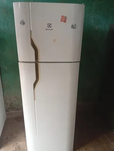 Geladeira Eletrolux Gelo seco