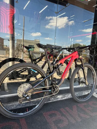 Bike full com Oggi Cattura Sport