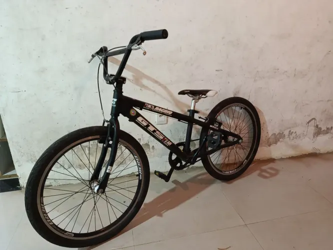 Bike BMX aro 24