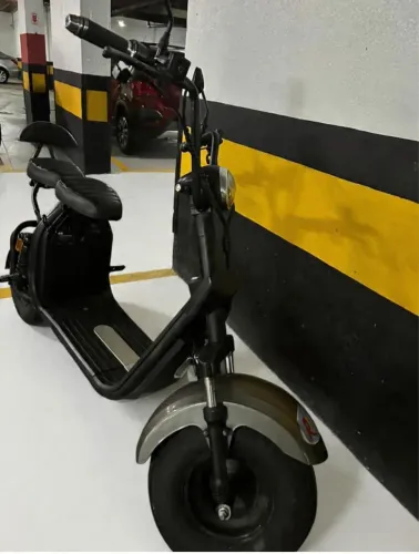Scooter elétrica em perfeito estado
