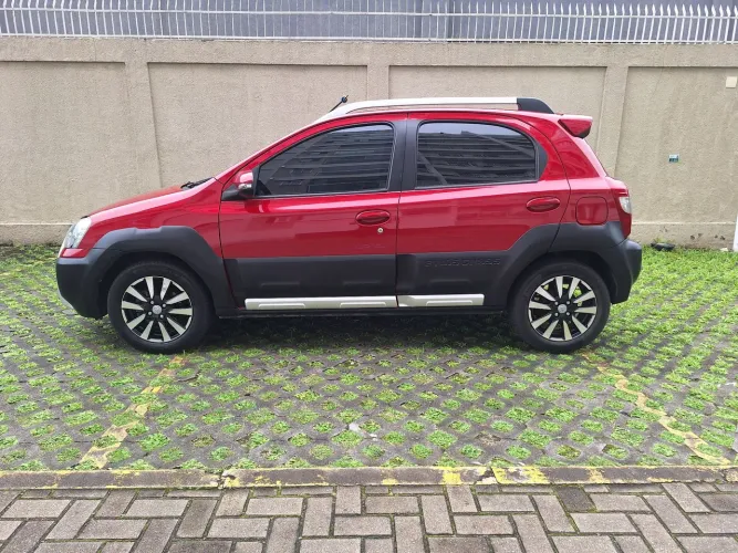 Toyota Etios Cross 1.5 Flex 16V 5P Aut. 2018