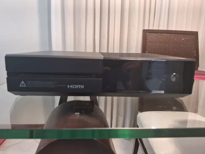 Xbox one 1TB usado