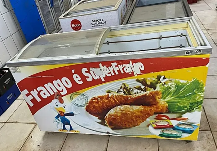 Freezer Horizontal Expositor Fricon - Porta de Vidro - Usado