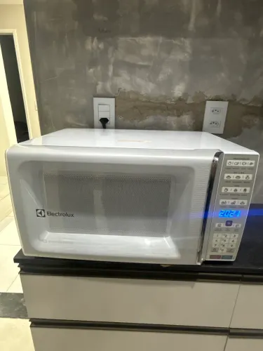 Micro-ondas Electrolux 34L