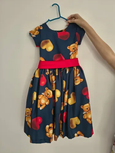 Vestido de festas / bailes / formaturas / aniversários / criança 5 a 10 anos