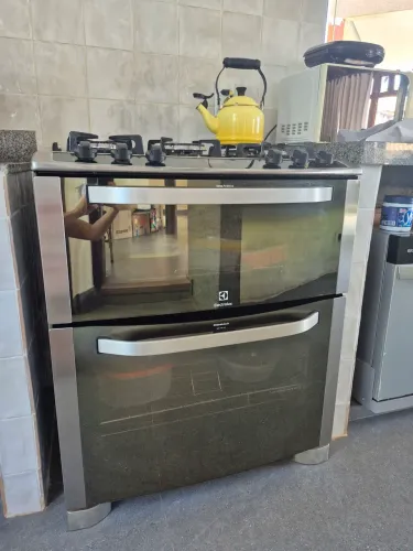 Fogão 5 bocas electrolux duplo