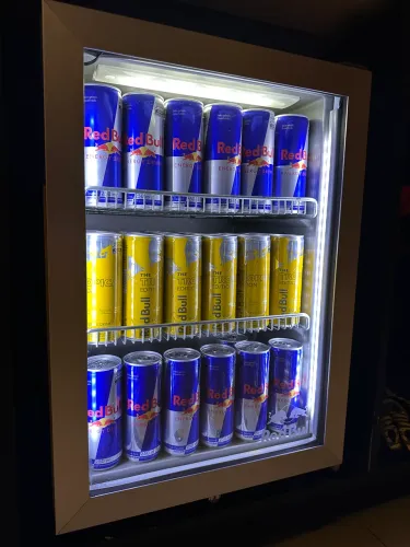 Frigobar RedBull