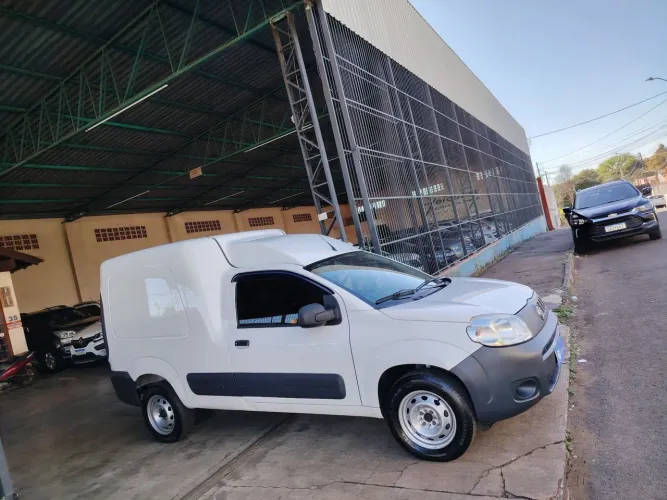 Fiat Fiorino Furgão Work. Hard 1.4 Flex 8V 2P 2020
