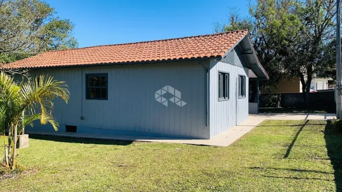 Sua Casa Perto do Mar - 2 quartos, terreno de 650m², Imbituba