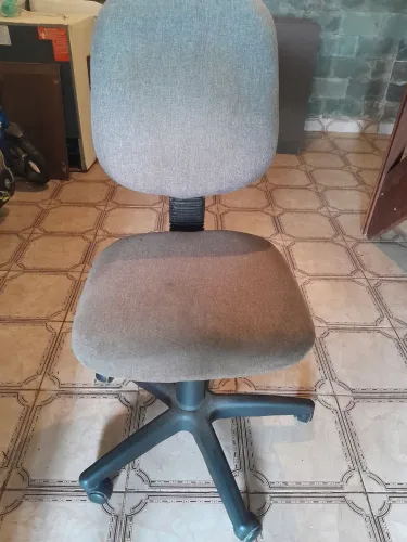 Cadeira giratória perfeita, *