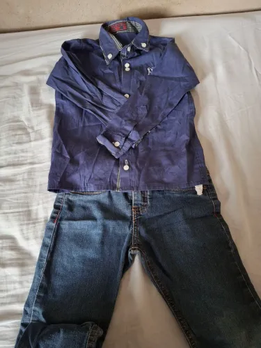 Calça  e camisa