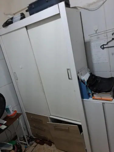 guarda roupa usado