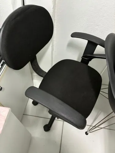 Vendo cadeira de escritório