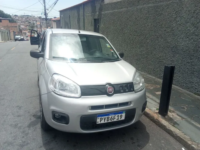Fiat Uno Attractive 1.0 EVO Fire Flex 8V 5P 2016