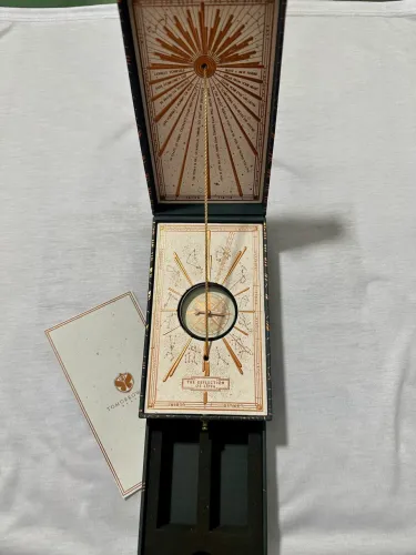 Case oficial Tomorrowland Brasil 2023