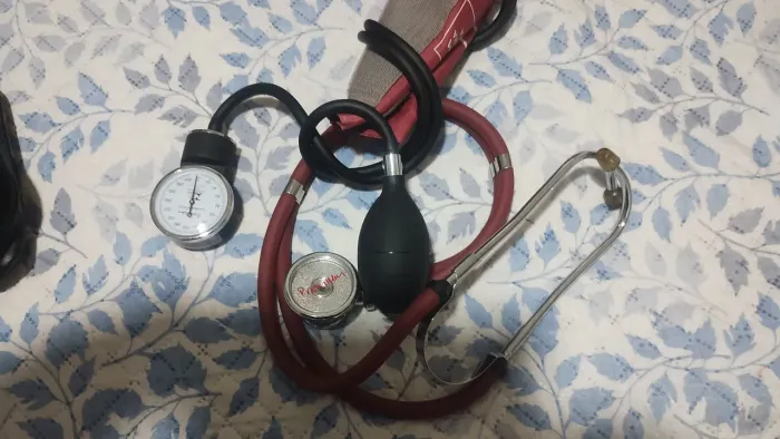 Vendo um aparelho de pressão