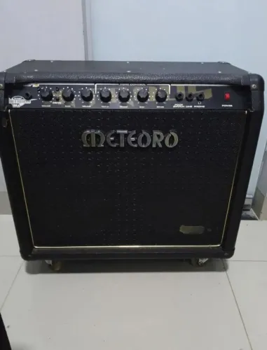 Caixa de som meteoro