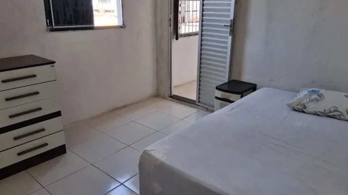 Alugo casa na farolandia (segundo andar)