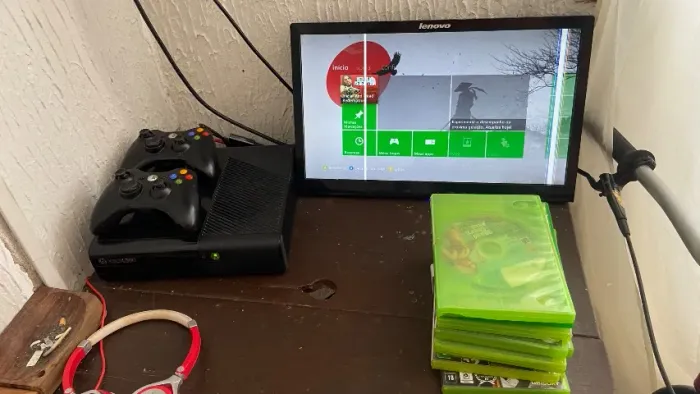 Xbox 360 com monitor