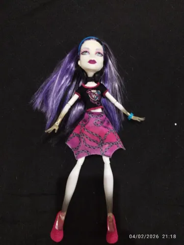 Boneca Monster High Spectra Vondergeist Ghoul Spirit
