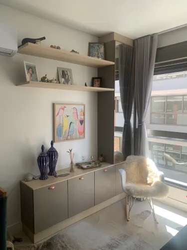 Lindo studio, totalmente mobiliado no edifício novo, DNEX.