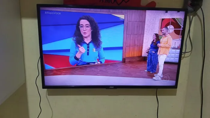 Vendo uma TV de 32 polegadas 