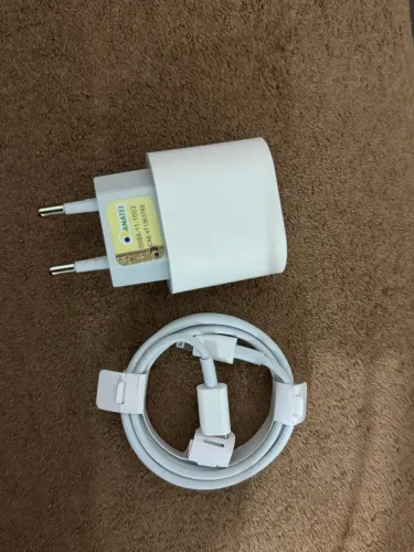 Vendo carregador turbo iPhone