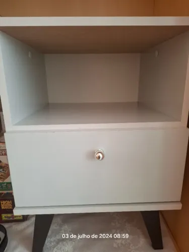 Criado mudo para quarto
