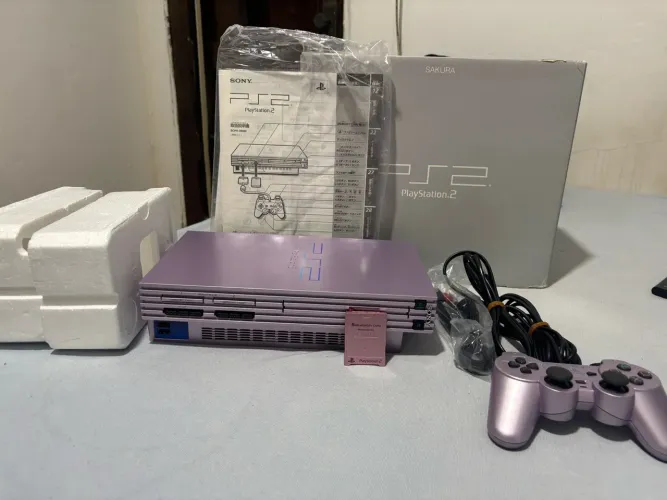 PS2 Rosa Sakura Pink Completo na Caixa Original - Para Colecionadores - SCPH-50000