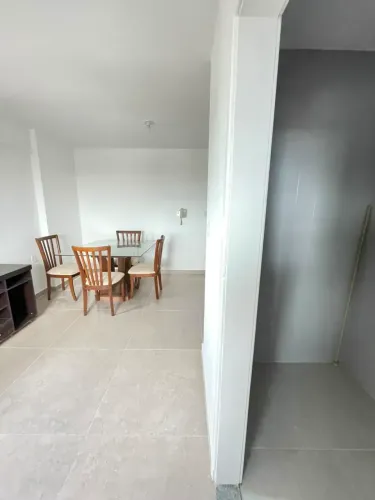 s- Vista livre - Ao lado do Trianom 300 metros do centro - Loft - Semi mobilhado