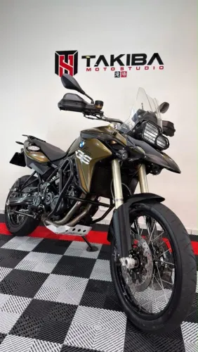 Moto impecável para pessoas extremamente criteriosa e exigente