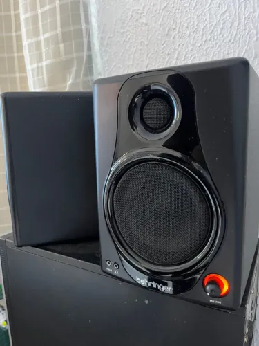 Monitor De Estúdio Behringer Media-40usb | 150 W